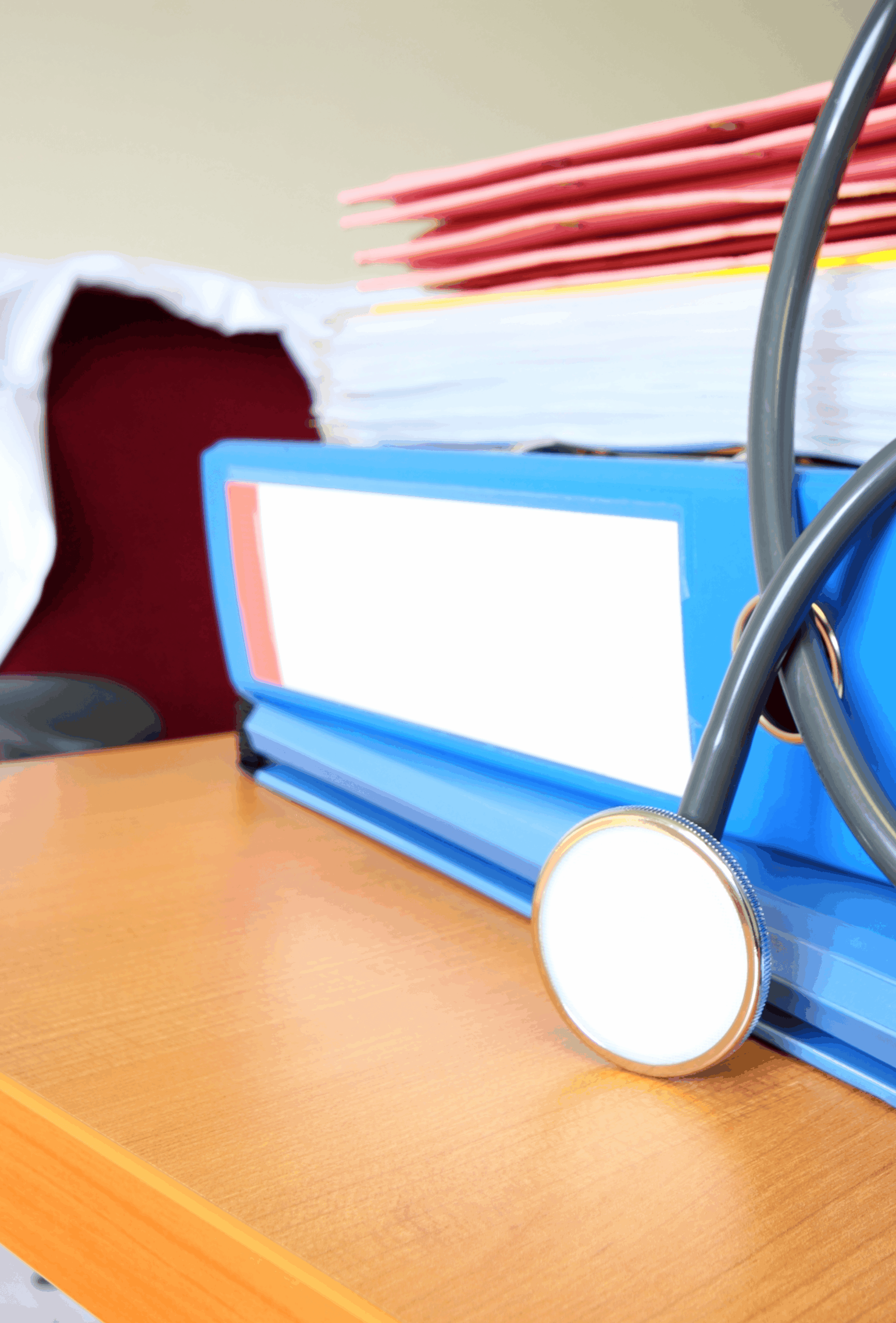 Making Clinical Summaries Reliable for Claims Underwriting Card_1